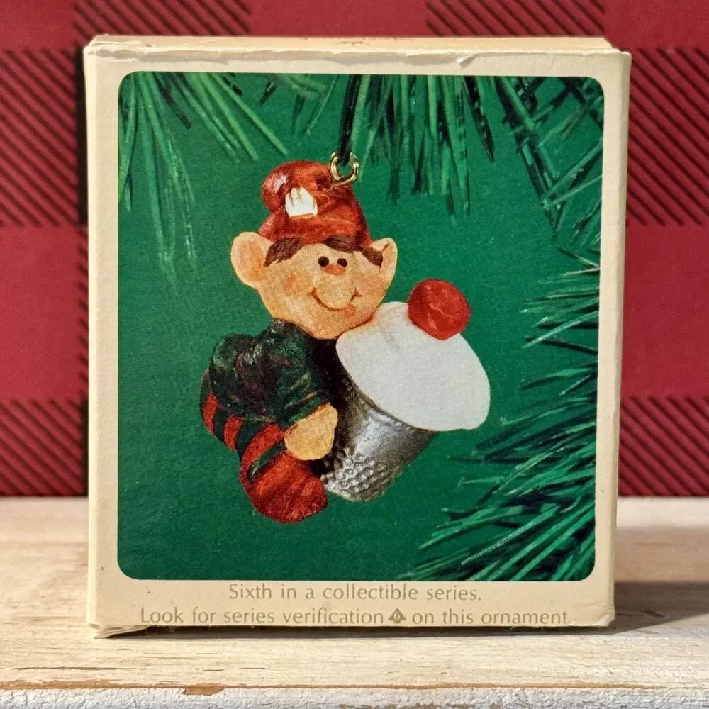 1983 Hallmark Thimble Elf #6 Vintage Keepsake Christmas Ornament | Series